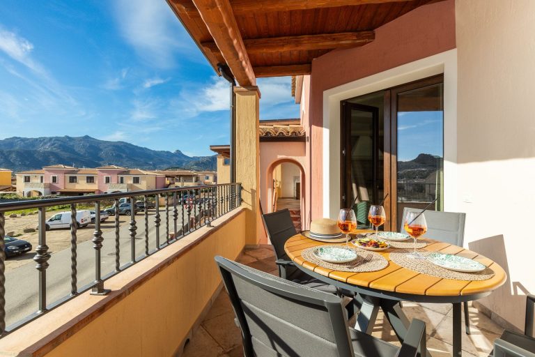 agora apartments villasimius sardegna appartamento camera veranda veranda