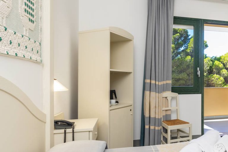 Hotel Cala dei Pini, Santanna, Arresi, Sardenya: habitaciones superiores