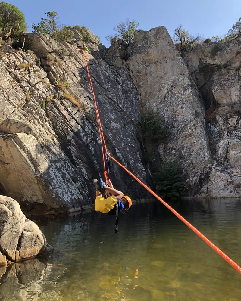 camping village calapineta siniscola sardegna canyoning