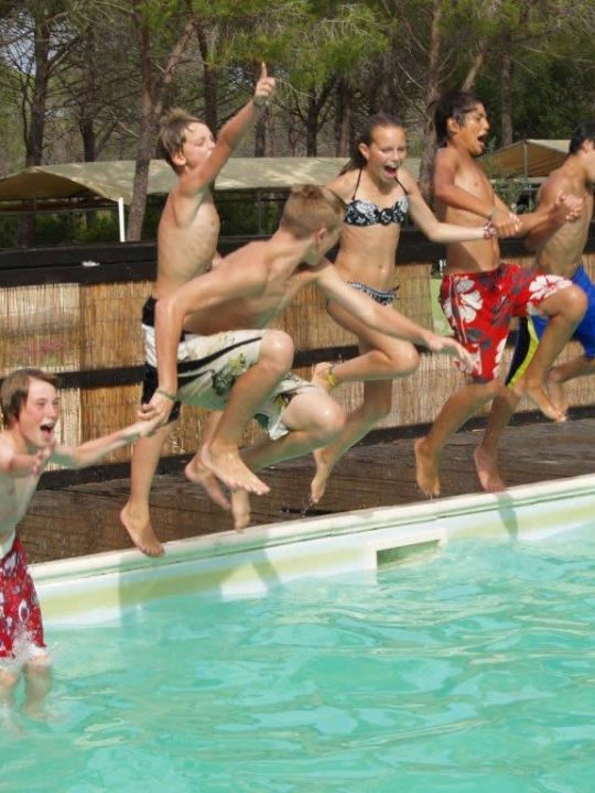 camping village calapineta siniscola sardegna con le piscine