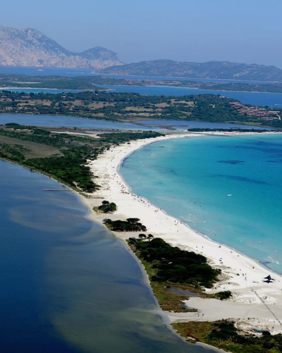 camping village calapineta siniscola sardegna le spiaggela cinta