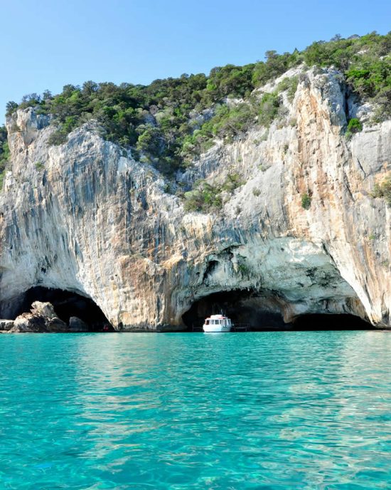 camping village calapineta siniscola sardegna sport escursioni in barca