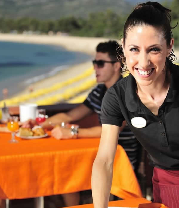 hotel club saraceno arbatax in sardegna colazione vista mare