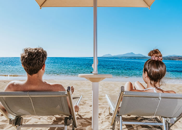 hotel club saraceno arbatax sardegna con spiaggia privata