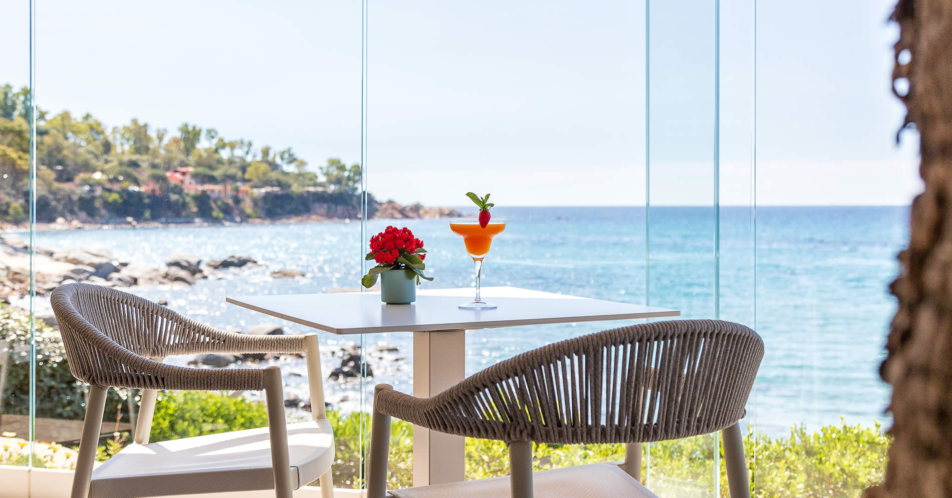 hotel la bitta arbatax sardegna la terrazza col bar