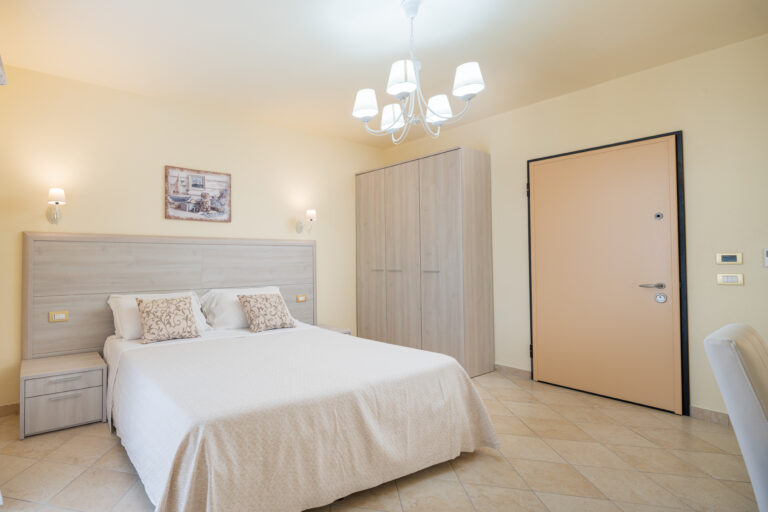 Camere Comfort – Dependance Via Cavour Hotel Regina Elena