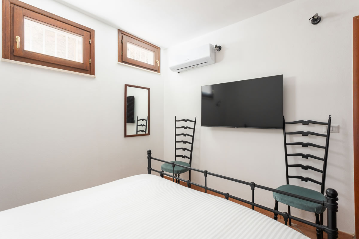 hotelstoo appartamenti sassari sardegna amsicora AMS Letto ()