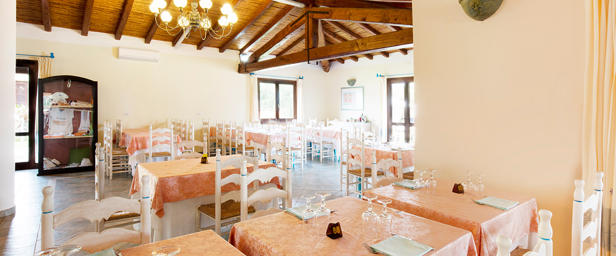 Restaurant und Bar Li Suari Club Village