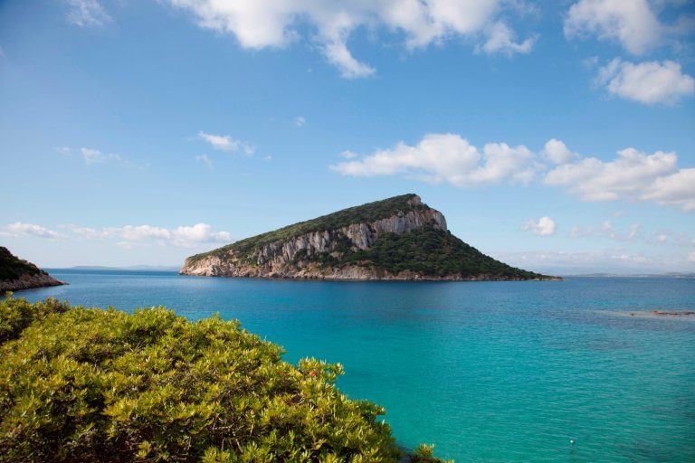 Baia de Bahas- Island